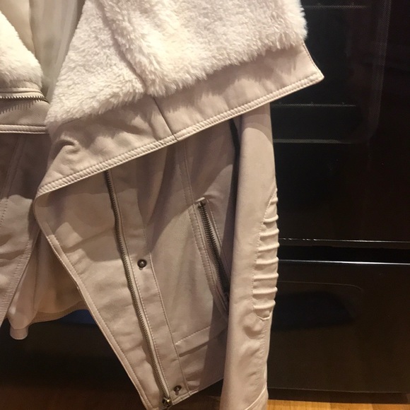 Faux leather/fur tan jacket - Picture 5 of 5